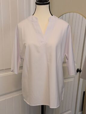 Source Unknown Light Lavender V-Neck Blouse